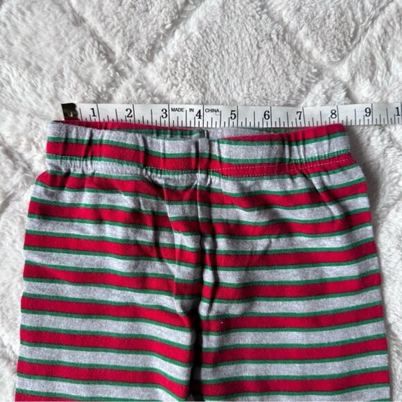 Elf on The Shelf | #Believe Green & Red 2-Piece Striped Pajama Set | Size 6 - Picture 11 of 14